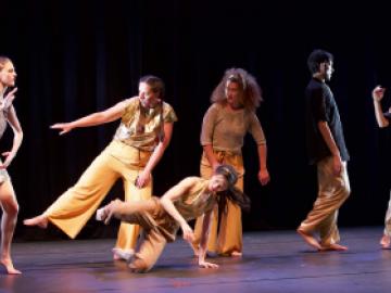 « danseurs dorés »